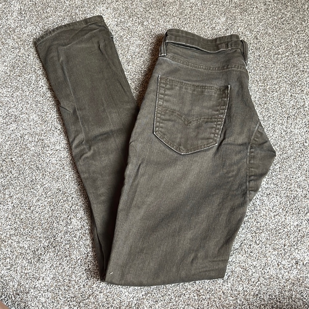 Barely worn LEVI JEANS!